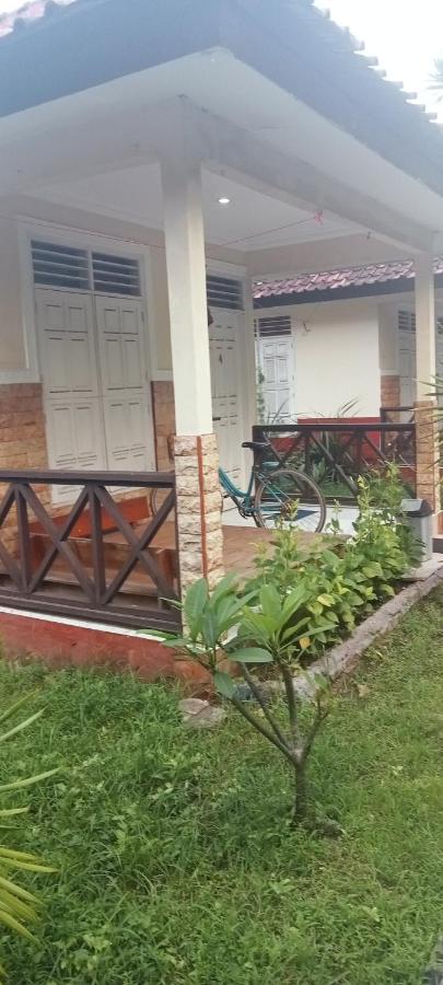 Homestay Lucu 2 Гілі-Траванган Екстер'єр фото