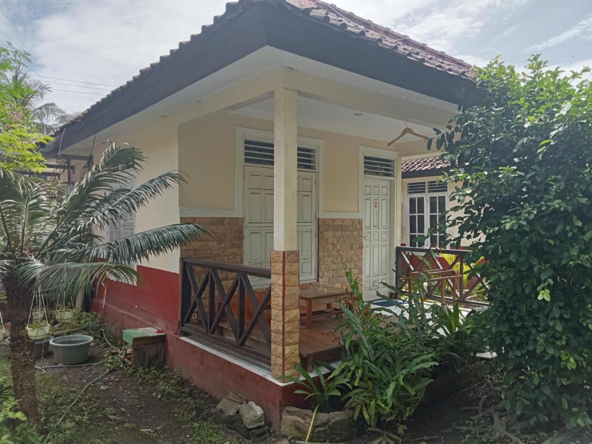 Homestay Lucu 2 Гілі-Траванган Екстер'єр фото